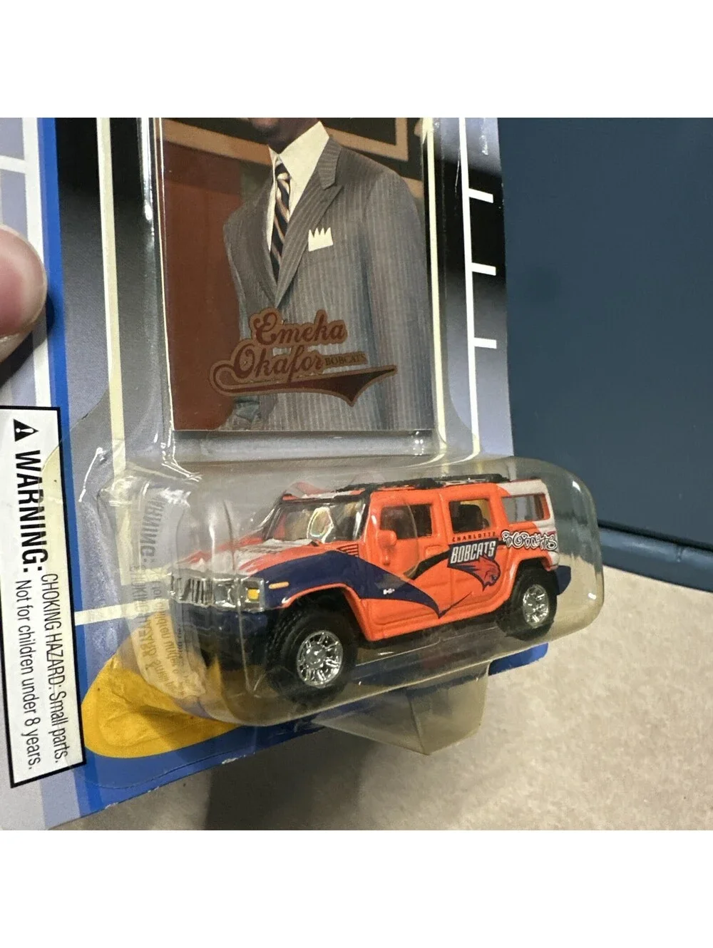 NBA Fleer Ultra Emeka Okafor Charlotte Bobcats Hummer H2 1:64 Die-Cast Card 2004